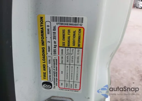 2022 Ford Transit-250 Cargo Van z USA, uszkodzony, nr VIN 1FTBR3X83NKA69742